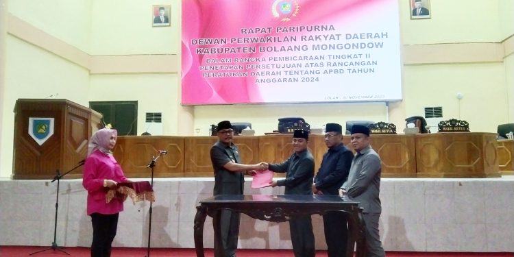 APBD Tahun Anggaran 2024 Ditetapkan Lewat Paripurna DPRD Bolmong