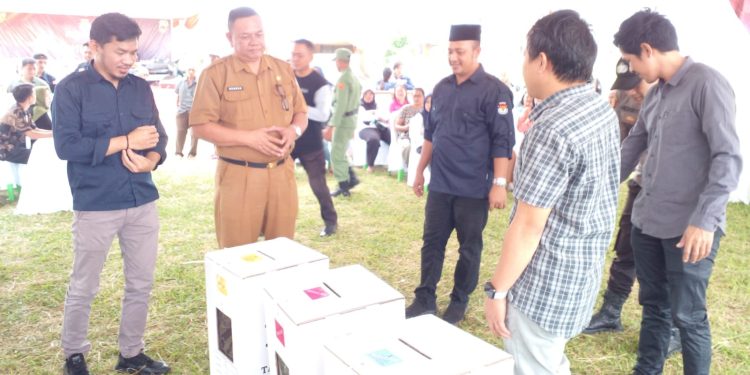 KPU Boltim Gelar Simulasi Pemunggutan dan Perhitungan Suara Pemilu 2024 di Lapangan Ambang Modayag