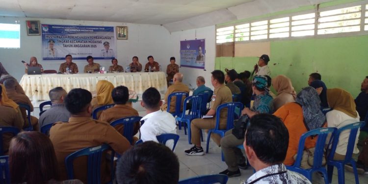 Pemdes Liberia Timur Hadiri Musrenbang Kecamatan Penyusunan RKPD TA 2025