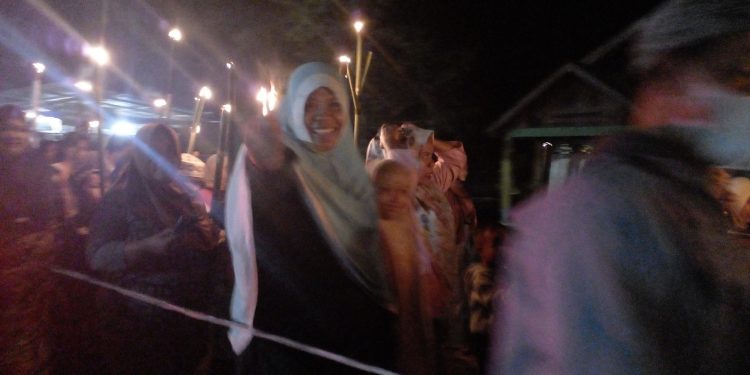 Sambut Bulan Suci, Pemdes Purworejo Timur Bersama Masyarakat Gelar Pawai Obor