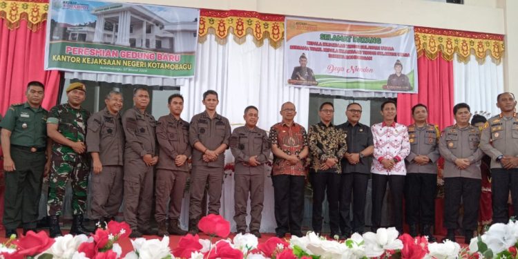 Bupati SSM Hadiri Peresmian Gedung Baru Kantor Kejari Kotamobagu