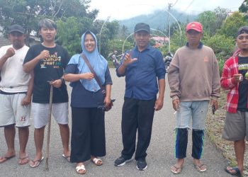 Sambut Ramadhan, Pemdes Liberia Terangi Jalan Desa dengan Lampu Hias