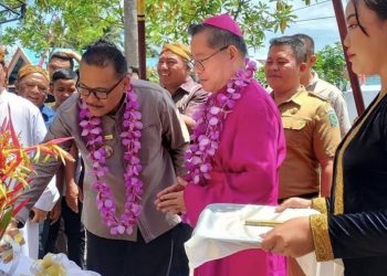 Bupati Limi Mokodompit Resmikan Gedung Gereja Katolik Santo Yusuf Mopuya