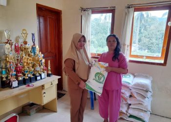 Di Bulan Suci Ramadhan, Pemdes Sumber Rejo Salurkan Bantuan Pangan Beras Tahap III