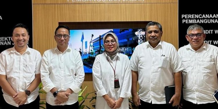 Perjuangan SSM dalam Menyampaikan Usulan Pembangunan Jalan di Boltim Akhirnya Disetujui Dirjen Bina Marga