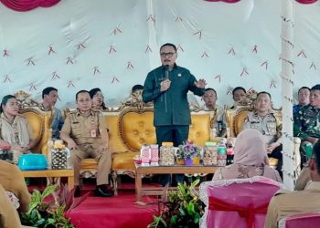 Kunjungi Desa Pomoman, Bupati Limi Mokodompit Diapresiasi Warga
