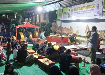 Jelang Persiapan Budaya Bersih Desa, Pemdes Liberia Gelar Pagelaran Wayang Kulit