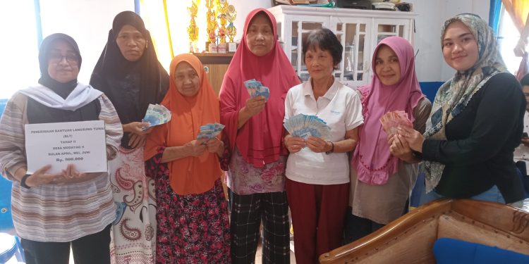 Jelang Idul Adha, Pemdes Modayag II Salurkan BLT DD 2024 Tahap II