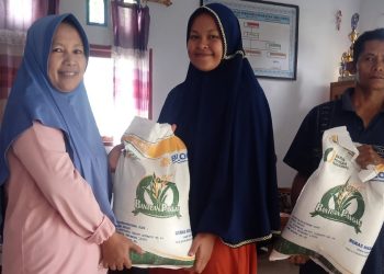 Pemdes Liberia Salurkan Bantuan Pangan Beras Tahap V