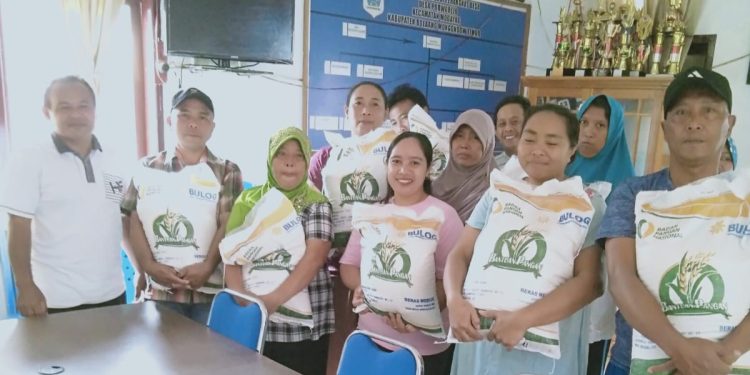 Jelang Idul Adha, Pemdes Purworejo Salurkan Bantuan Pangan Beras Tahap V