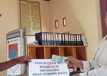 Jelang Idul Adha, Pemdes Sumber Rejo Salurkan BLT DD 2024 Tahap III