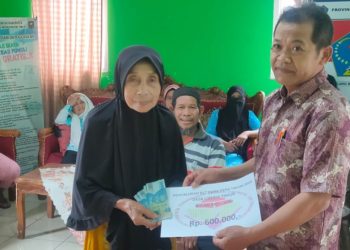 Jelang Idul Adha, Pemdes Liberia Timur Salurkan BLT DD 2024 Tahap II