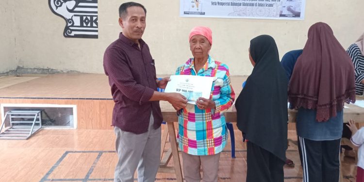 Jelang Idul Adha, Pemdes Liberia Salurkan BLT DD 2024 Tahap II