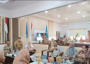 Pj Bupati Jusnan Fasilitasi Dokumen Kependudukan Bocah Viral Asal Domisil