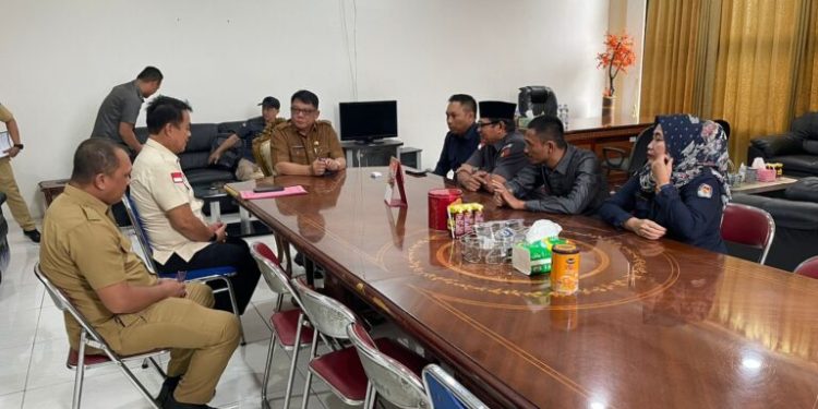 Pemkab Bolmong Rakor Penyaluran Dana Hibah Bawaslu dan KPU Bolmong