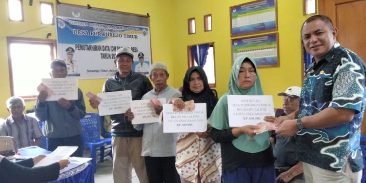 Pemdes Purworejo Timur Salurkan BLT DD 2024 Tahap II