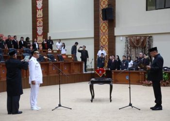 Bupati Jusnan Hadiri Pelantikan Pj Wali Kota Kotamobagu