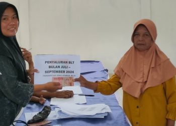 Pemdes Sumber Rejo Salurkan BLT DD 2024 Tahap IV