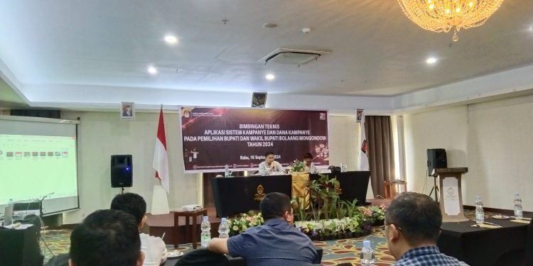 Ketua KPU Bolmong Buka Bimtek Aplikasi SIKADEKA Pilkada 2024