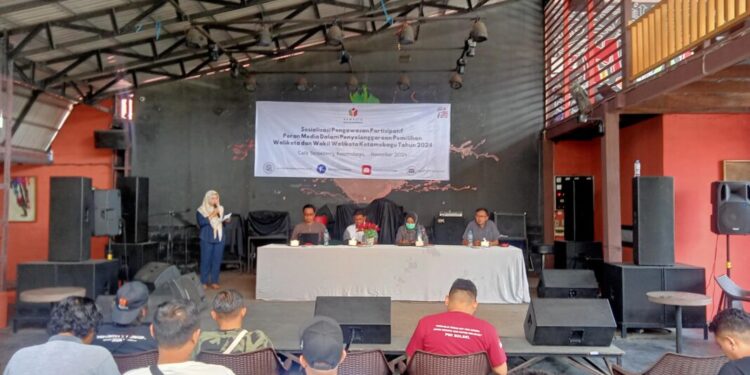 Ketua Bawaslu Kotamobagu Buka Sosialiasi Pengawasan Partisipatif Pilkada 2024