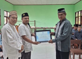 PDM Bolmong Beri Penghargaan kepada Hi. Syamsudin Imban