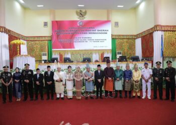 Wakil Ketua DPRD Jusran Mokolanut Hadiri Paripurna Isimewa HUT Bolmong ke-71