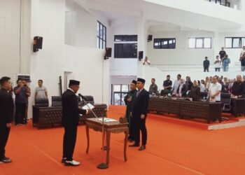 Ketua DPRD Kotamobagu Pimpin Paripurna PAW Anggota Dewan
