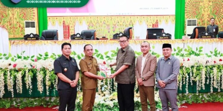 DPRD Bolmong Gelar Paripurna Penyampaian LKPj Bupati TA 2024
