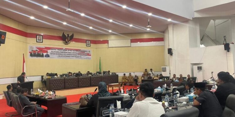 DPRD Kotamobagu Gelar Paripurna Tingkat II Penyerahan SK Rekomendasi LKPJ Walikota TA 2024