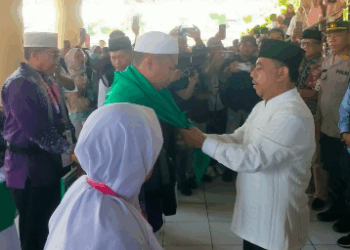 Lepas Jamaah Calon Haji, Ini Pesan Bupati Yusra Alhabsyi