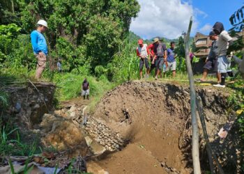 Petani Sawah Terancam Gagal Panen: Sulhan Manggabarani Kerahkan Alat Berat Perbaiki Irigasi