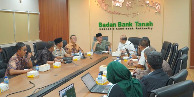 Audiens dengan Badan Bank Tanah Kementerian ATR/BPN RI, Ini yang Disampaikan Bupati Iskandar Kamaru