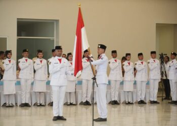 Tiga Putra-putri Bolsel Resmi Dikukuhkan sebagai Paskibraka Sulut, Wabup Deddy: Selamat Bertugas