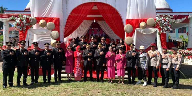 Kapolres Bolsel Bersama Jajaran dan Bhayangkari Mengikuti Upacara HUT RI Ke-80