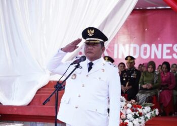 Wabup Deddy Jadi Irup Penurunan Bendera Merah Putih