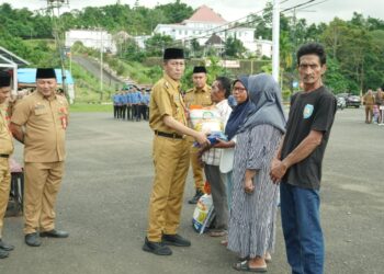 Tekan Inflasi, Pemkab Bolsel Salurkan Bantuan Cadangan Pangan