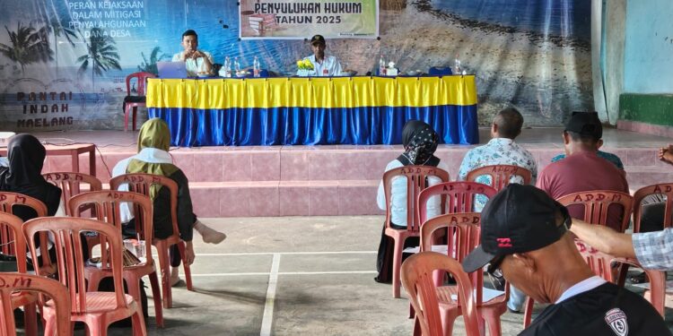 Kejari Kotamobagu Gelar Penyuluhan Hukum di Desa Maelang