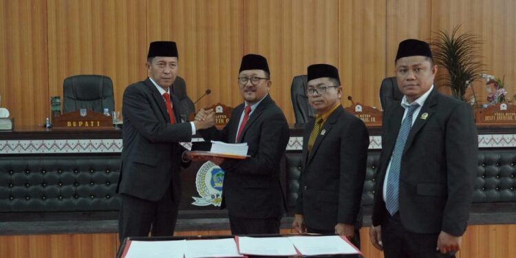 DPRD Bolsel Bahas Tiga Agenda Penting Lewat Paripurna