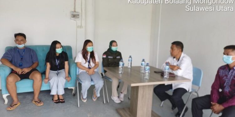 Kepala Dinkes Bolmong Tinjau Pembangunan SPPG di Kecamatan Bolaang