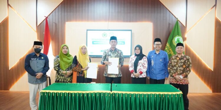 Pemkab Bolsel dan IAIN Manado Teken PKS: Dorong Peningkatan SDM Tenaga Pendidik