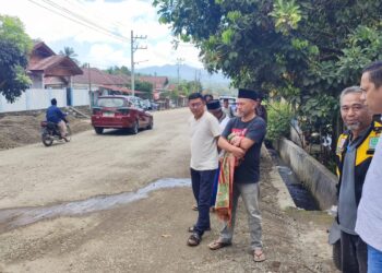 Walikota Kotamobagu Pantau Langsung Perbaikan Jalan A. P Mokoginta