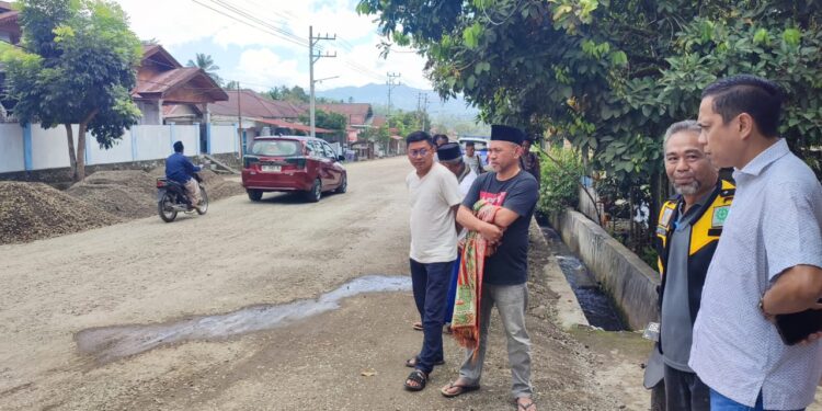 Walikota Kotamobagu Pantau Langsung Perbaikan Jalan A. P Mokoginta