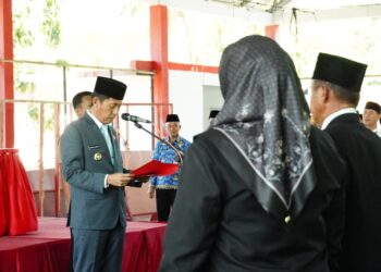 Bupati Iskandar Lantik Sejumlah Pejabat Bolsel