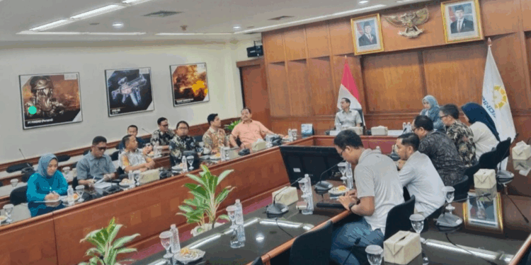 Wali Kota dan Wawali Kota Kotamobagu Kunjungi PT Pindad di Bandung