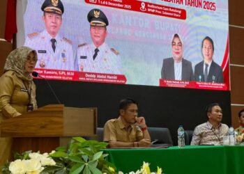Kepala Dispendikbud Bolsel Resmi Buka Bimtek Peningkatan SDM Penggunaan Data Aplikasi Dapodik